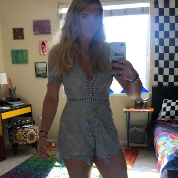Lace blue romper size medium - Picture 1 of 3